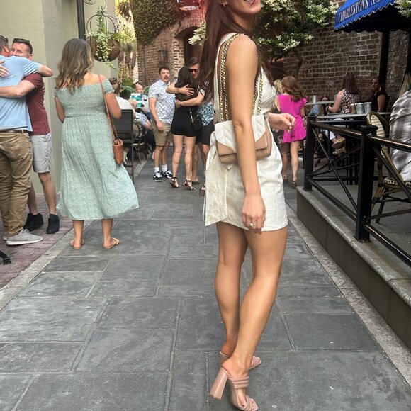 Yellow The Label - CAELYNN DRESS - Size M - Picture 6 of 9